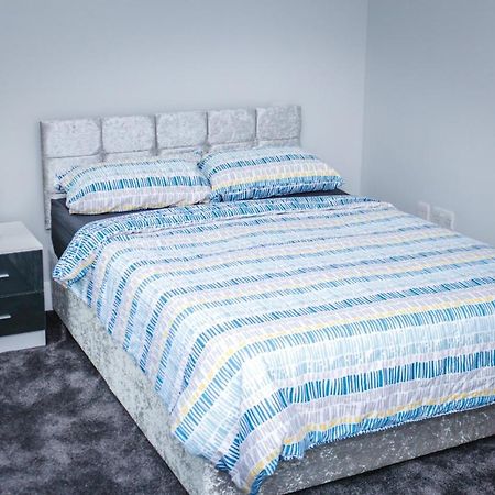 Camden Guest House Double Bedroom With Super Large King Bed London Kültér fotó