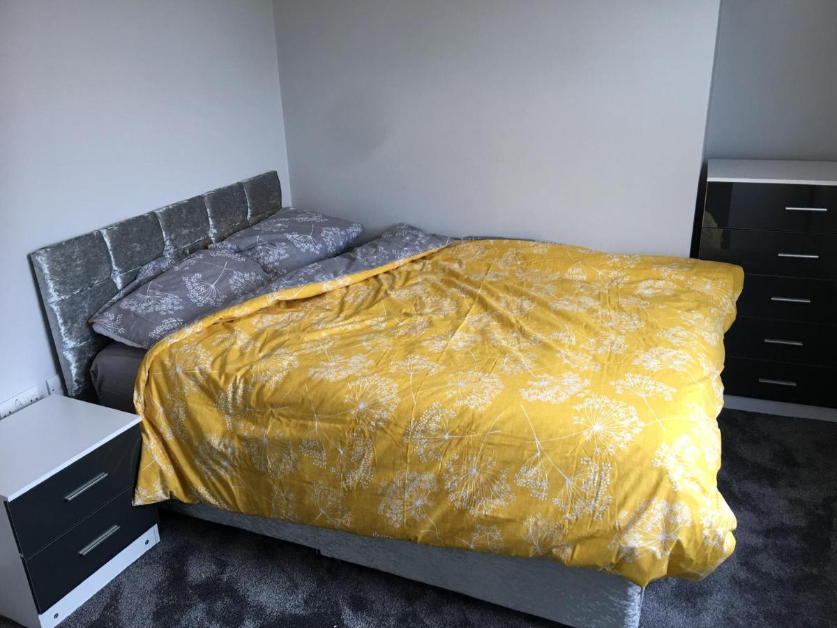 Camden Guest House Double Bedroom With Super Large King Bed London Kültér fotó